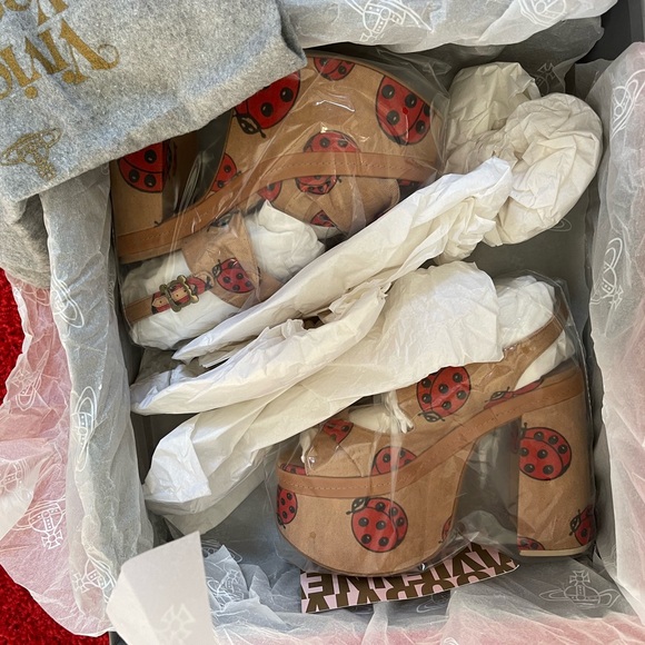 NEW Vivienne Westwood SS17 CORONATION SANDAL LADYBIRD PRINTED CANVAS IT36-UK3 - Picture 3 of 16